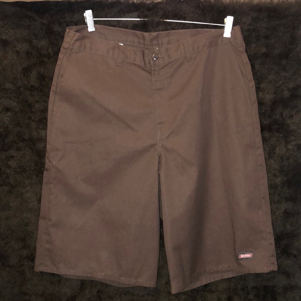 Dickies Short for Him (new w/o tag)